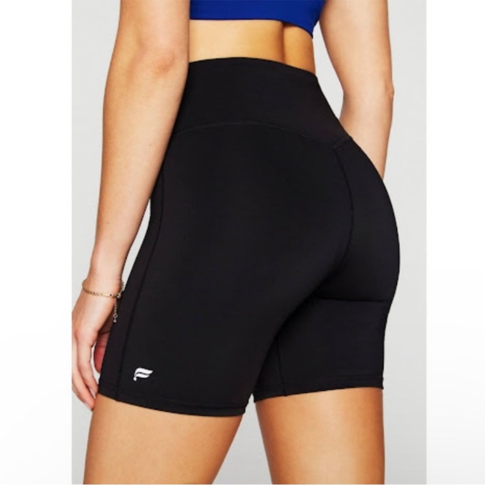 Fabletics Women's Anywhere Motion365+ High-Waisted 6''